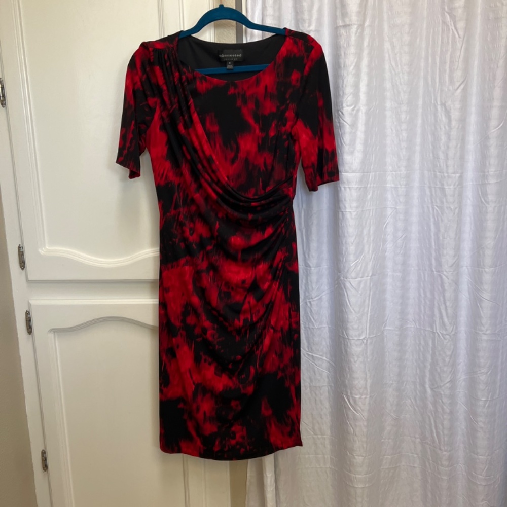 Red dress - Picture 2 of 4